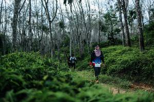 BIB: 
                            <button type="button" onclick="openModal(26357919)" class="btn btn-primary btn-sm float-right btn-popup" data-toggle="modal" data-target=".modal-high-quality">
                        <i class="fas fa-shopping-cart"></i> Add to Cart
                    </button>
                                            <button type="button" onclick="isThisMe(26357919, true)" class="btn btn-success btn-sm float-right btn-popup btn-isme hidden" data-toggle="tooltip" data-placement="bottom" title="นี่คือรูปของคุณใช่ไหม คลิกที่นี่เพื่อเอาเข้าอัลบั้ม">
                        <i class="fas fa-plus"></i> Add to album
                    </button>
                    <button type="button" onclick="isThisMe(26357919, false)" class="btn btn-warning btn-sm float-right btn-popup btn-isnotme hidden">
                        <i class="fas fa-ban"></i> Remove from album
                    </button>